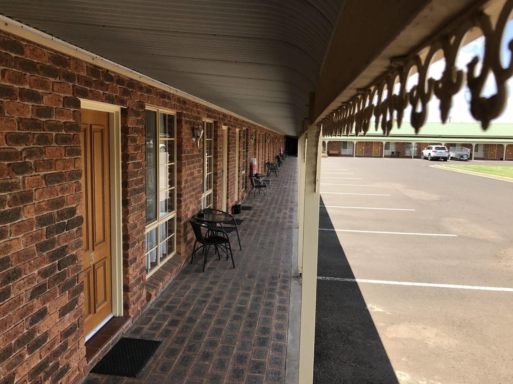 Leeton Heritage Motor Inn Exterior foto