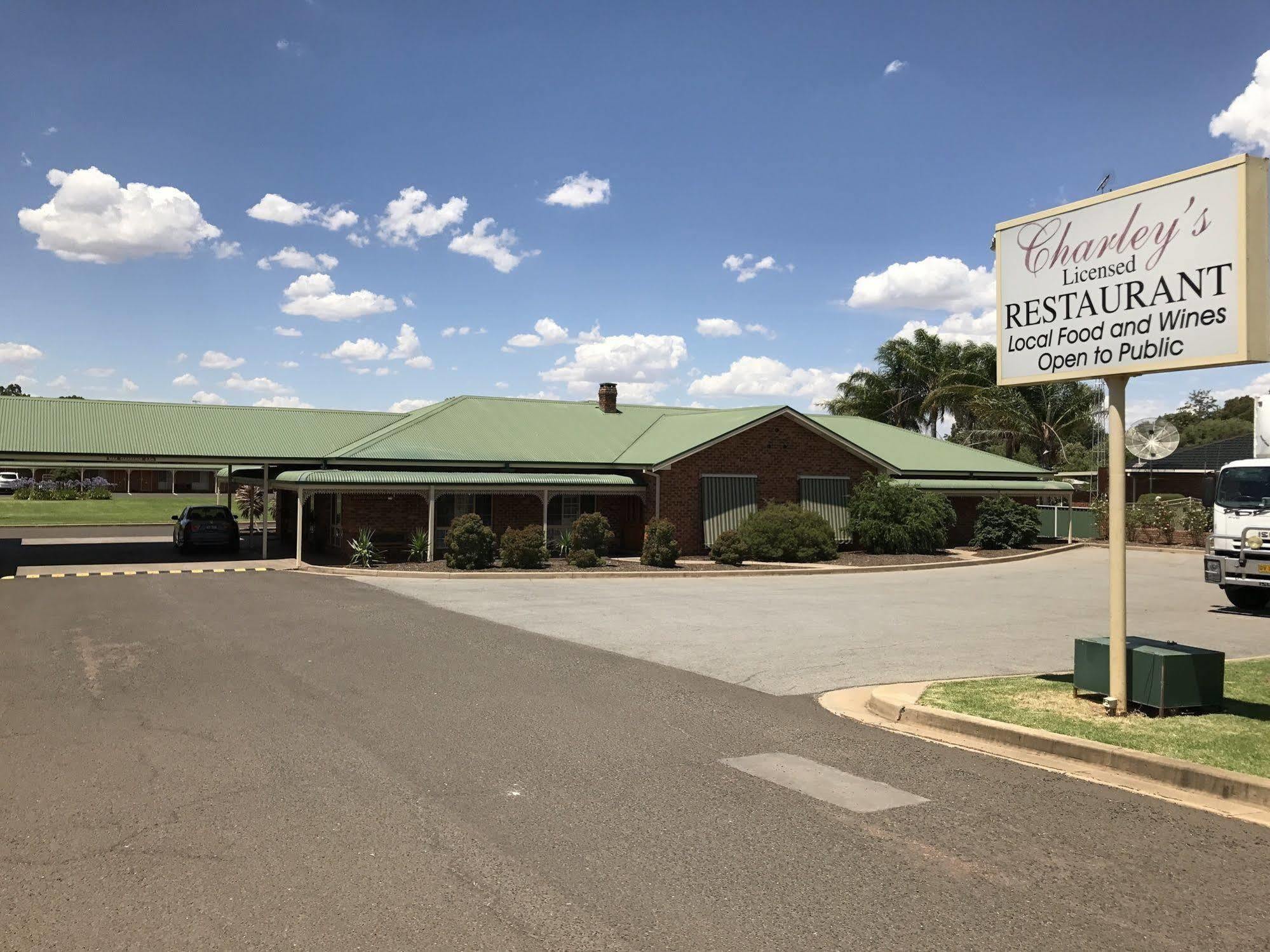 Leeton Heritage Motor Inn Exterior foto